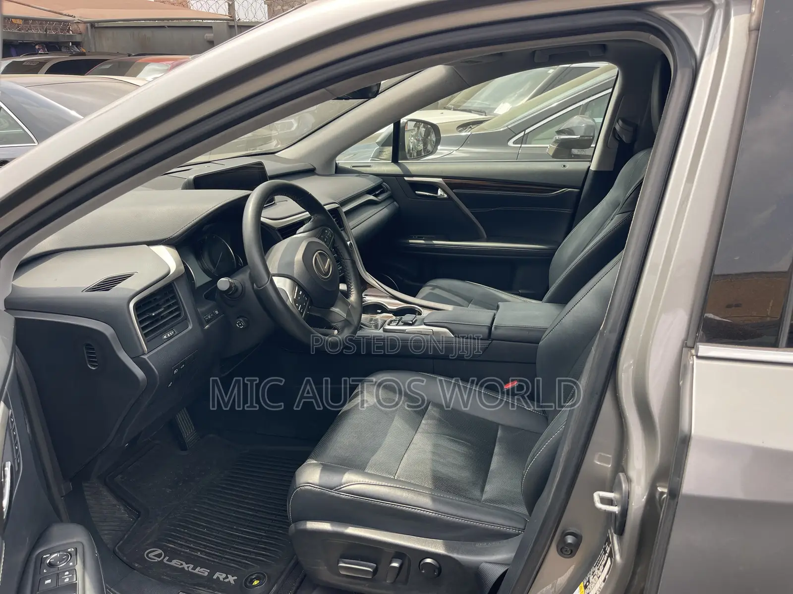 Lexus RX 2019 Gold