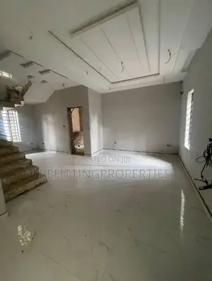 5bdrm Duplex in Egbeda for sale