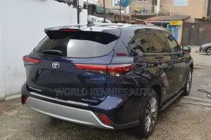 Toyota Highlander Platinum FWD 2020 Blue