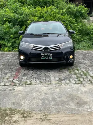 Toyota Corolla LE Eco 4dr Sedan (1.8L 4cyl CVT) 2014 Black