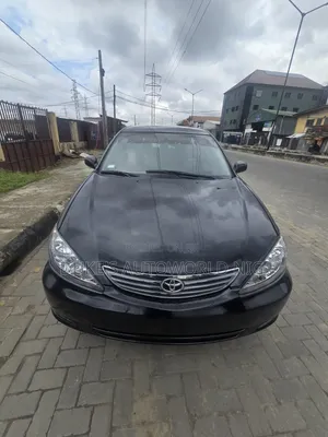 Toyota Camry LE 4dr Sedan (2.4L 4cyl 5A) 2005 Black