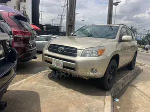 Toyota RAV4 4x4 2007 Gold