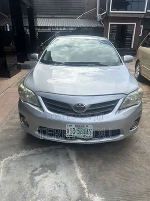 Toyota Corolla 2009 Gray
