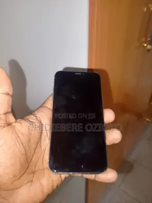 Apple iPhone X 64 GB White