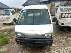 Daihatsu Hijet 2002 White