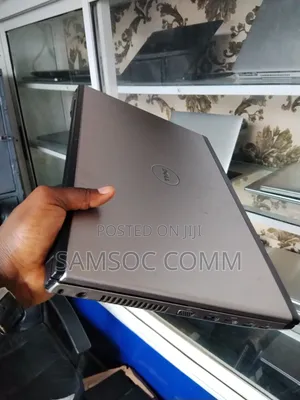 Laptop Dell Vostro 3700 8GB Intel Core i5 HDD+SSD 500GB