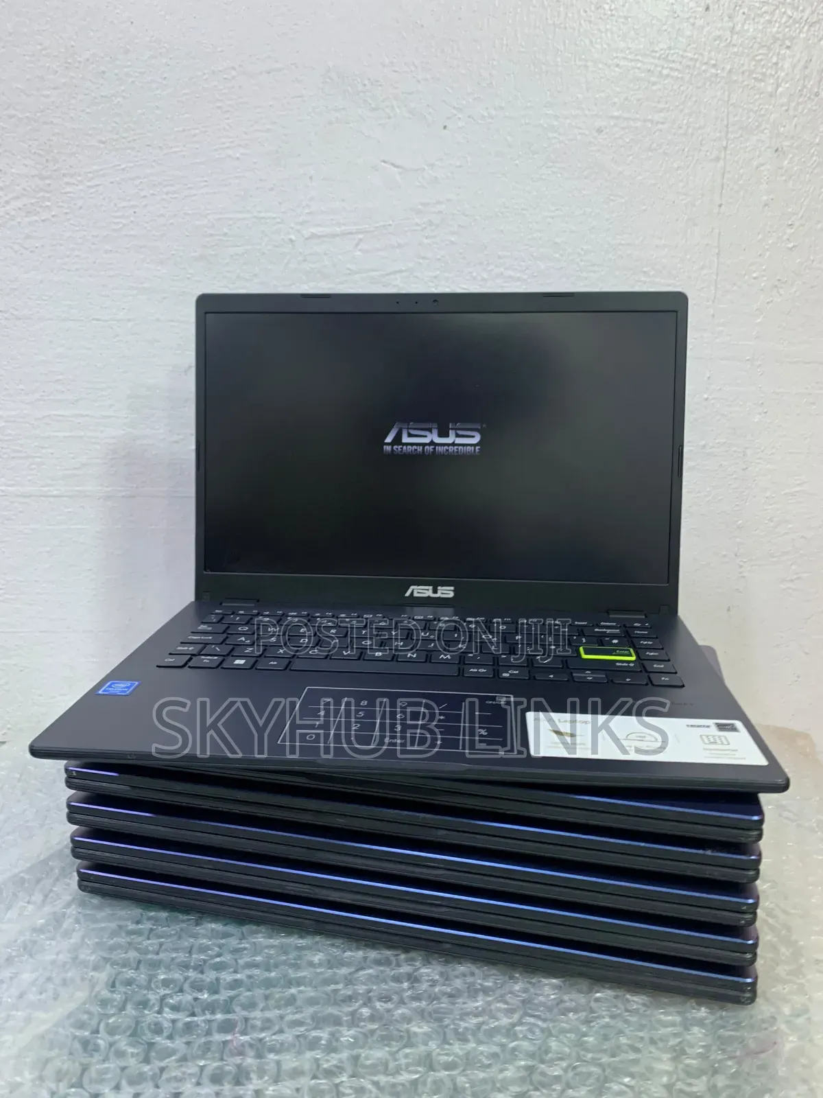 Laptop Asus Vivobook E410M 4GB Intel Celeron SSD 128GB