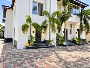 20-Room Fully Detached Commercial Property