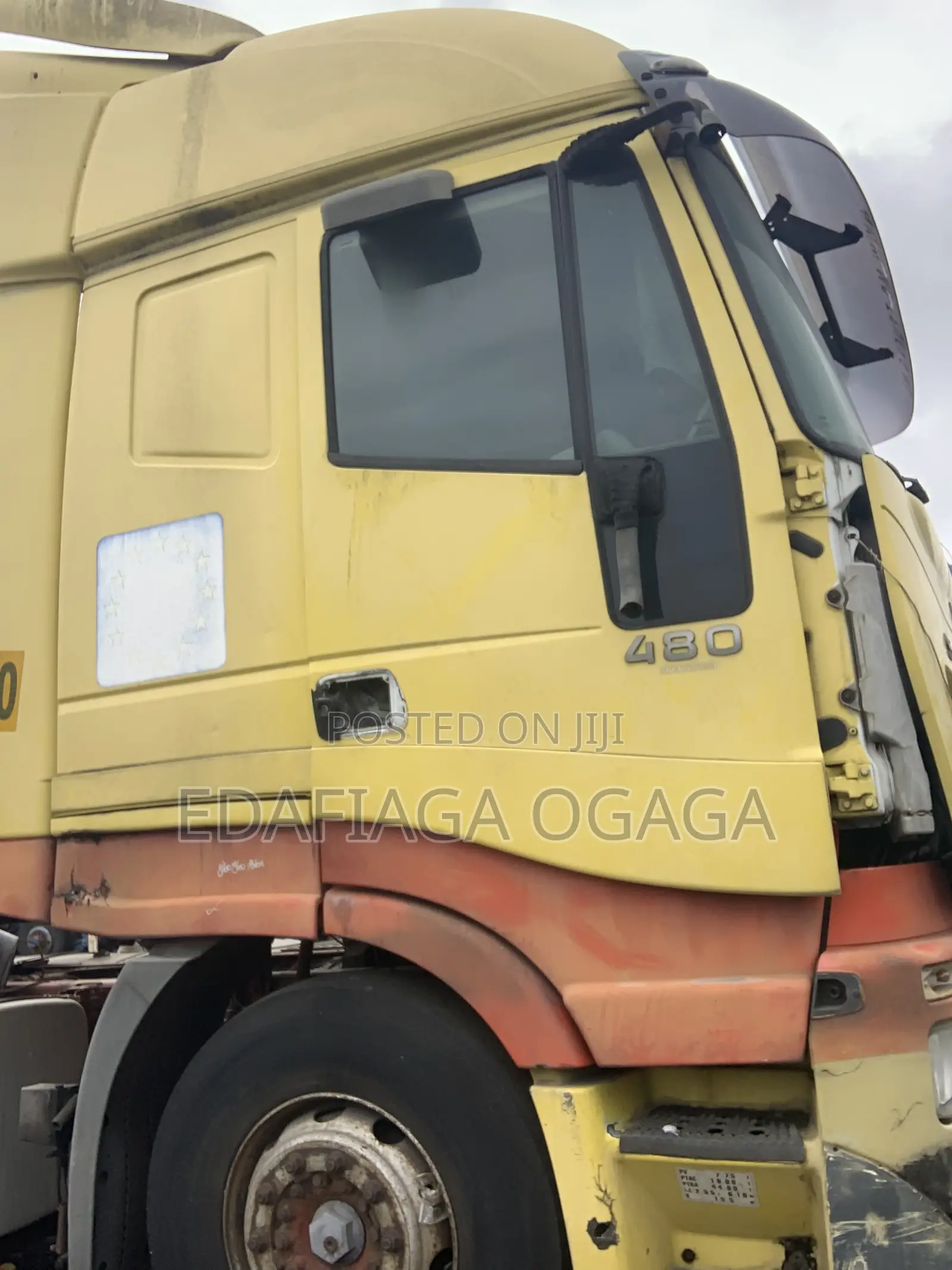 Iveco 1983 Yellow