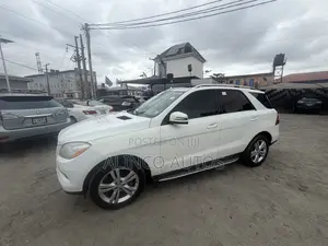 Mercedes-Benz M Class ML350 4MATIC 4dr SUV AWD (3.5L 6cyl 7A) 2014