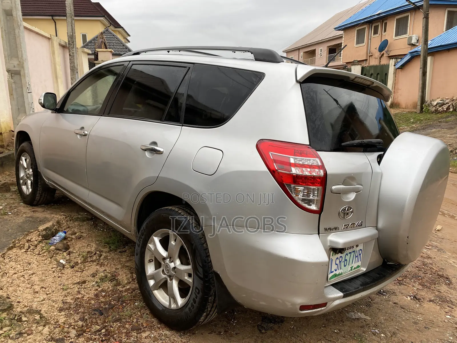 Toyota RAV4 2010 Silver