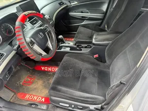 Honda Accord 2010 Silver