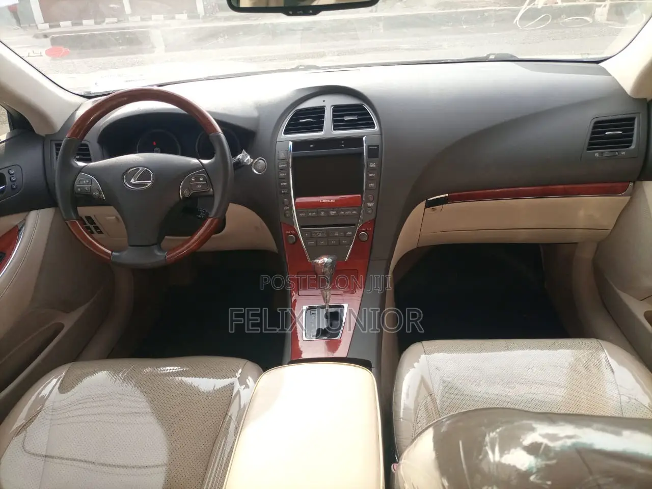 Lexus ES 350 2012 Gold