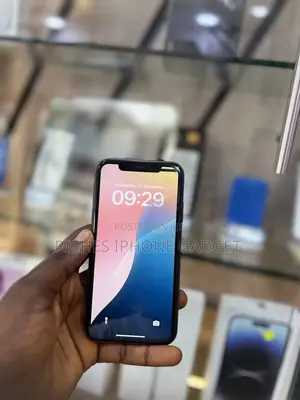 Apple iPhone 11 64 GB Black