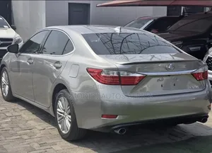 Lexus ES 2015 Gray