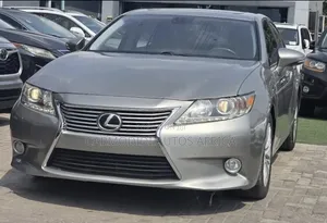 Lexus ES 2015 Gray