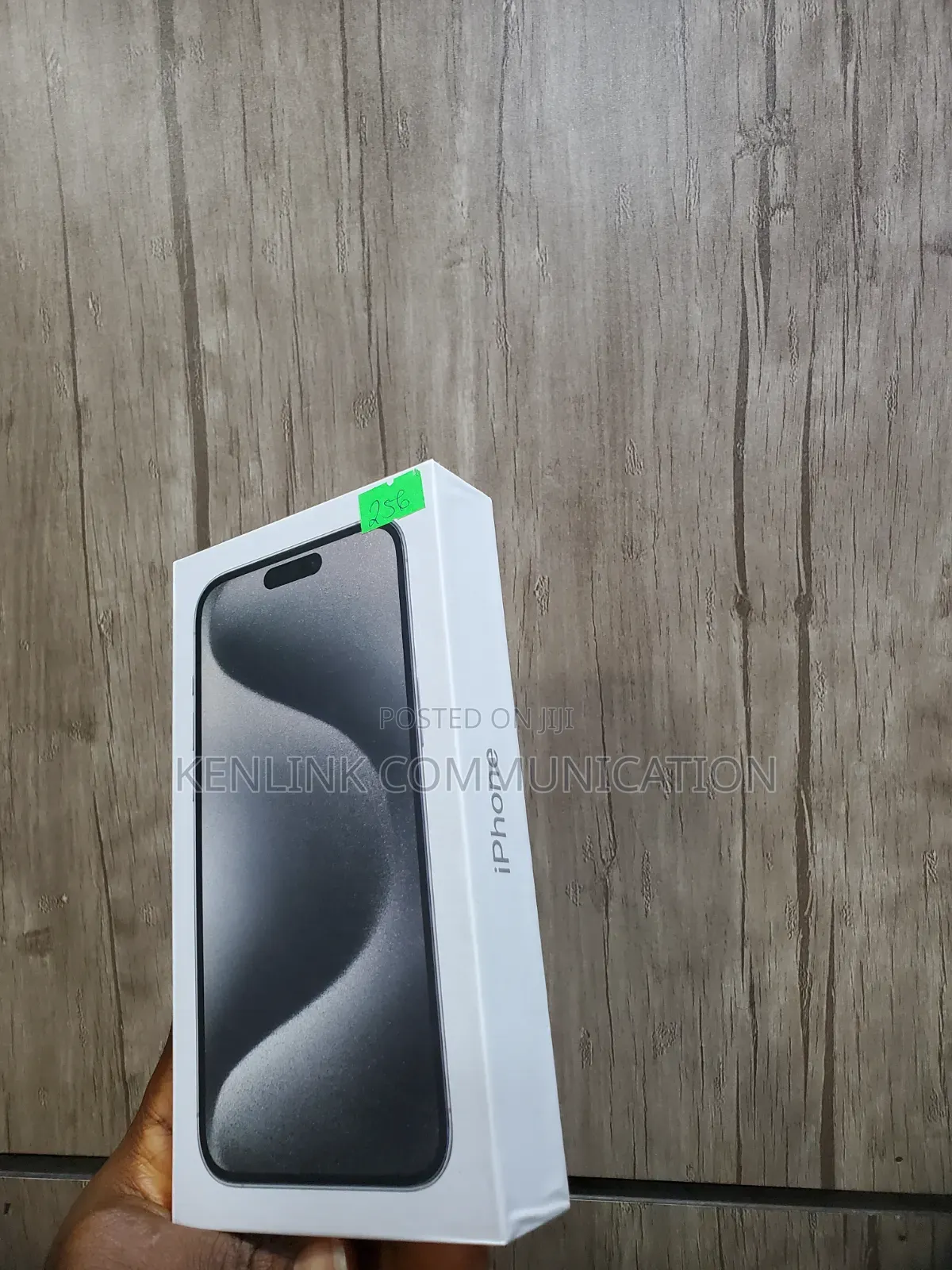 New Apple iPhone 15 Pro Max 256 GB Silver