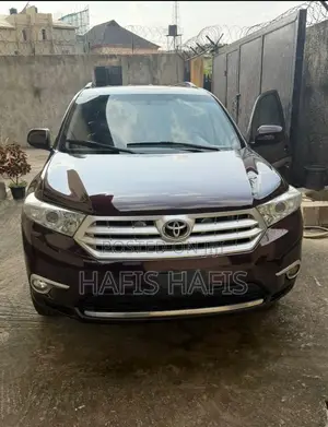 Toyota Highlander Limited 2012 Burgundy