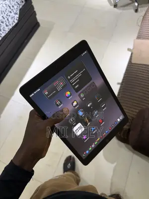 Apple iPad 10.2 (2021) 64 GB Black