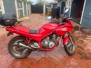 Yamaha 2000 Red