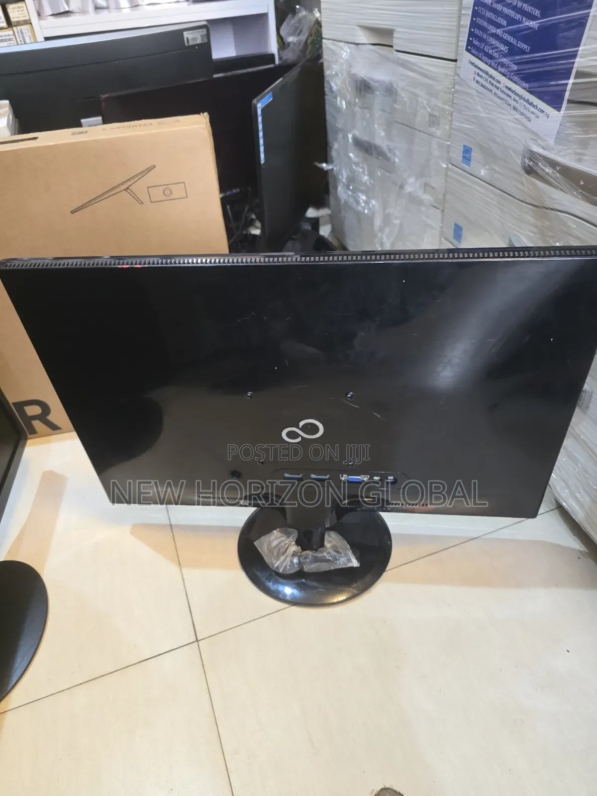 Fujitsu 23 Inches Hdmi