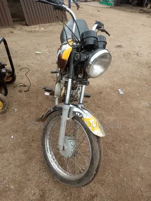 Bajaj Boxer 2021 Red