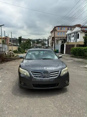 Toyota Camry 2011 Gray