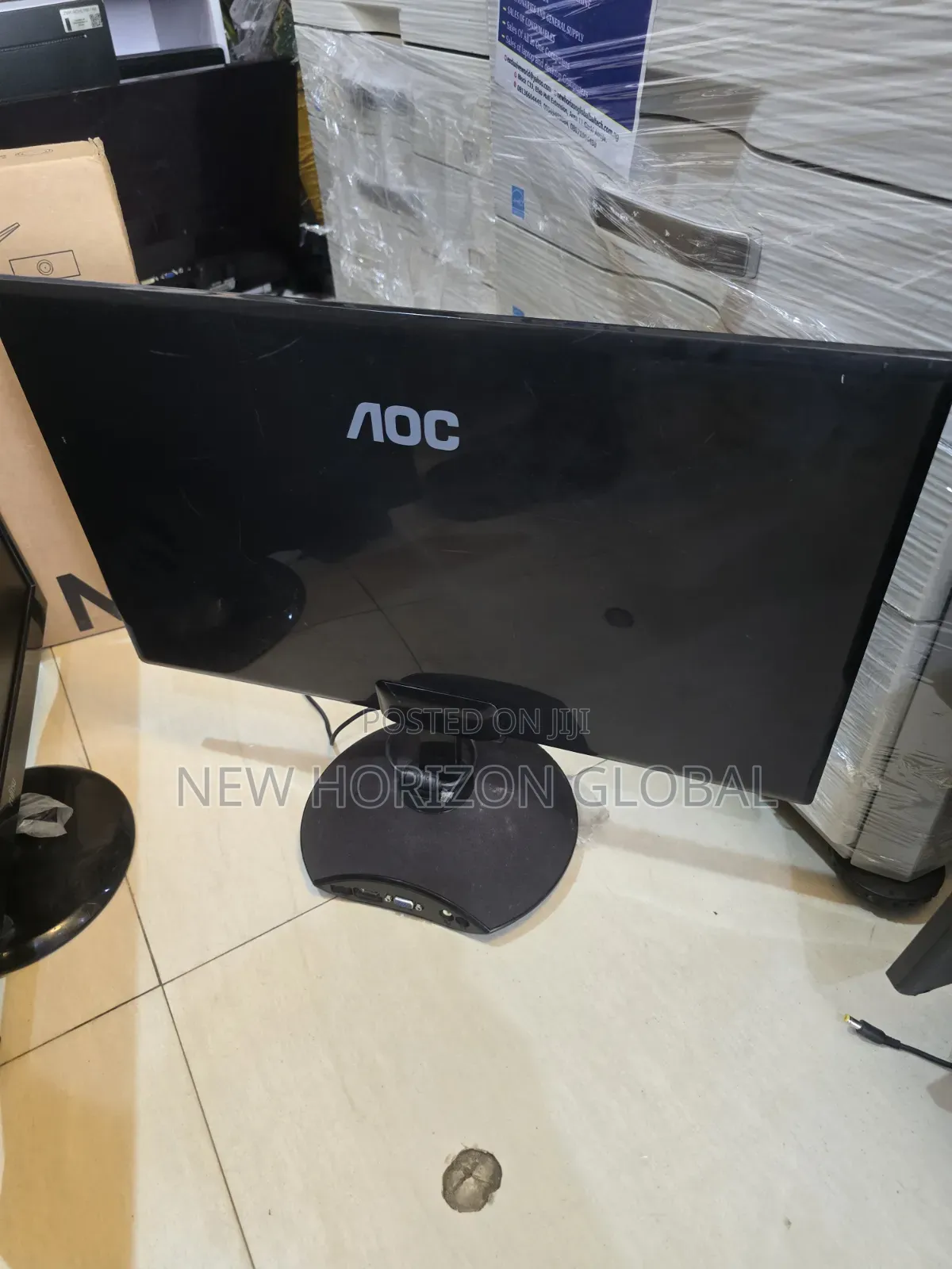 NOC 24 Inches Sharp Display