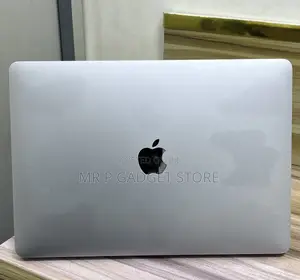 Laptop Apple MacBook Pro 2020 8GB Intel Core i5 SSD 500GB
