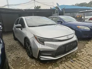 Toyota Corolla 2021 Silver