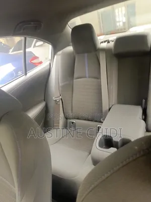 Toyota Corolla 2021 Silver