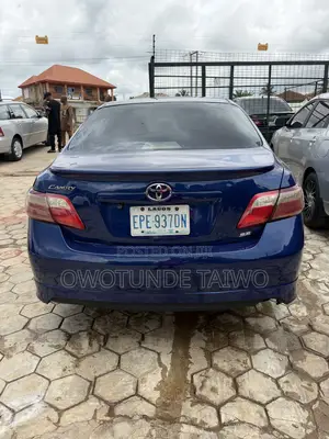 Toyota Camry 2009 Blue