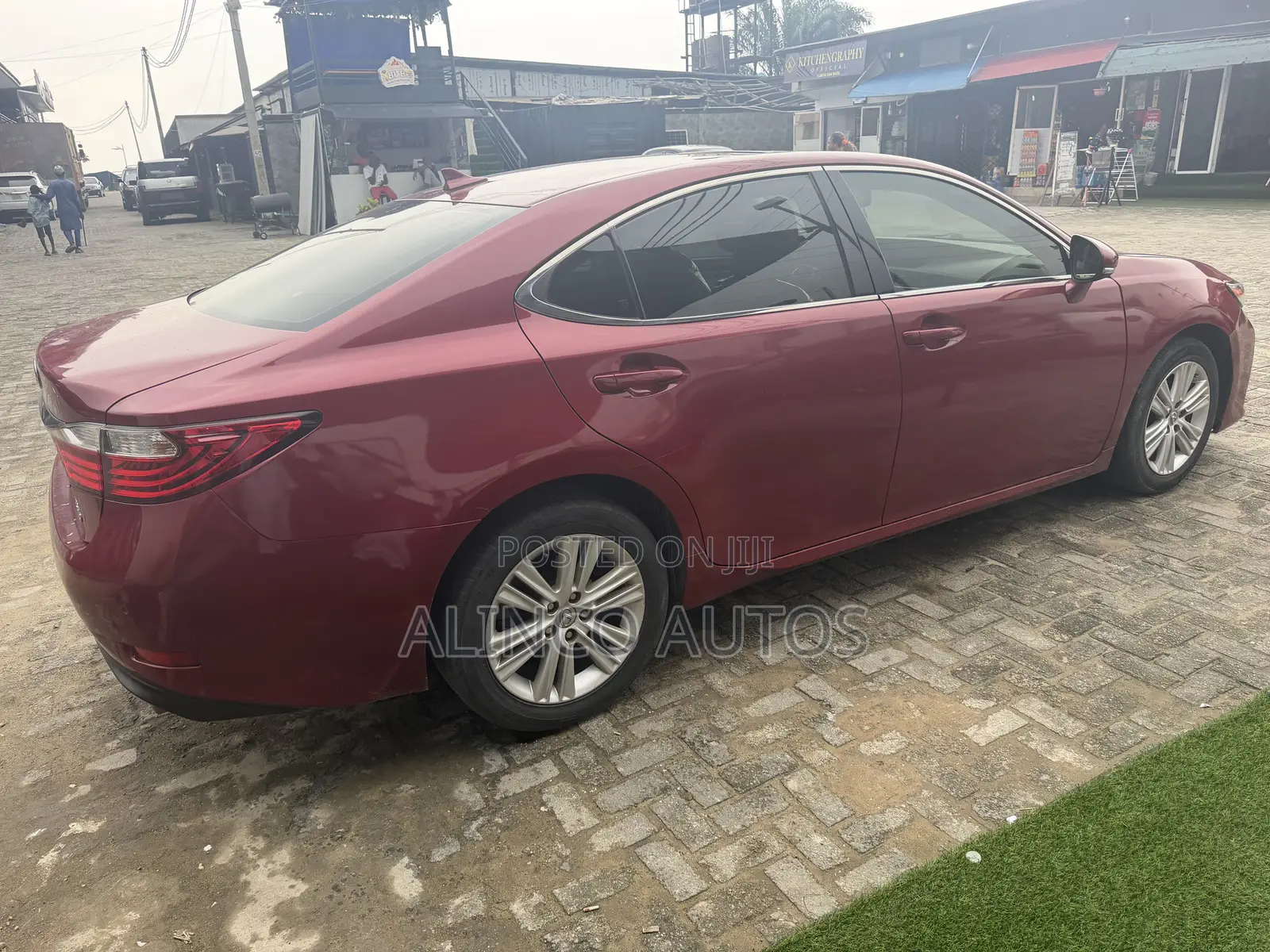Lexus ES 2014 Red