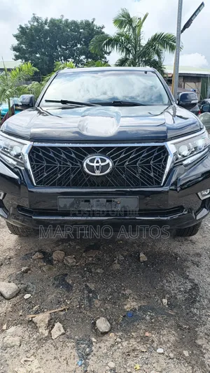 Toyota Land Cruiser Prado 2013 Black