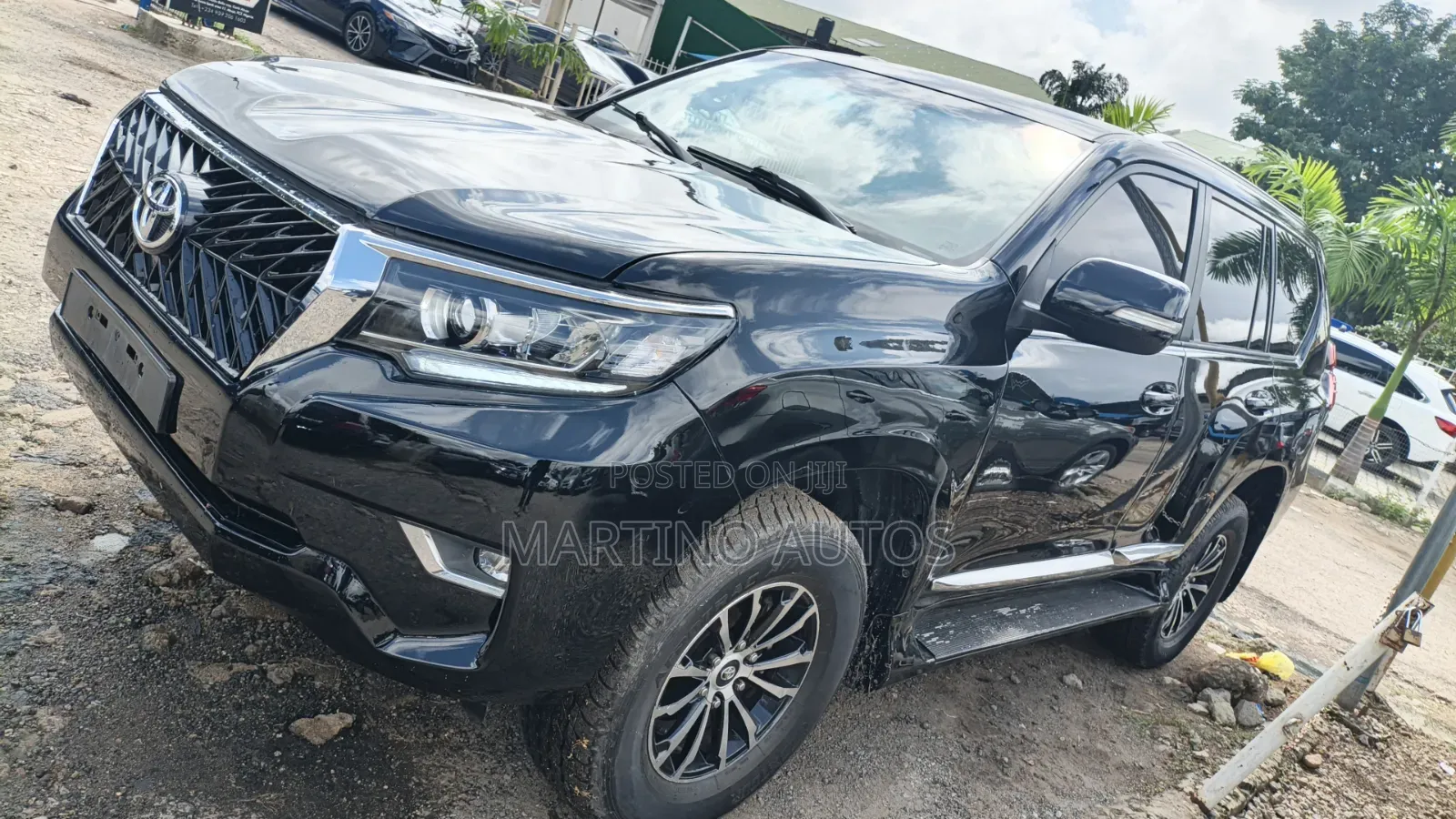 Toyota Land Cruiser Prado 2013 Black