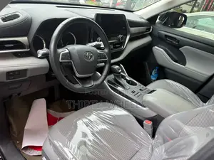 Toyota Highlander 2023 Black