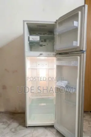 LG 320L Fridge With Freezer