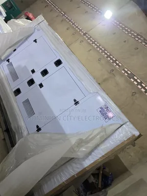 POWERFUL England Perkins Diesel Soundproof Generato 2years Wty(400kva)