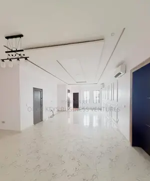 3bdrm Apartment in Ikate for sale