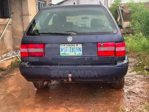 Volkswagen Golf 1999 Blue
