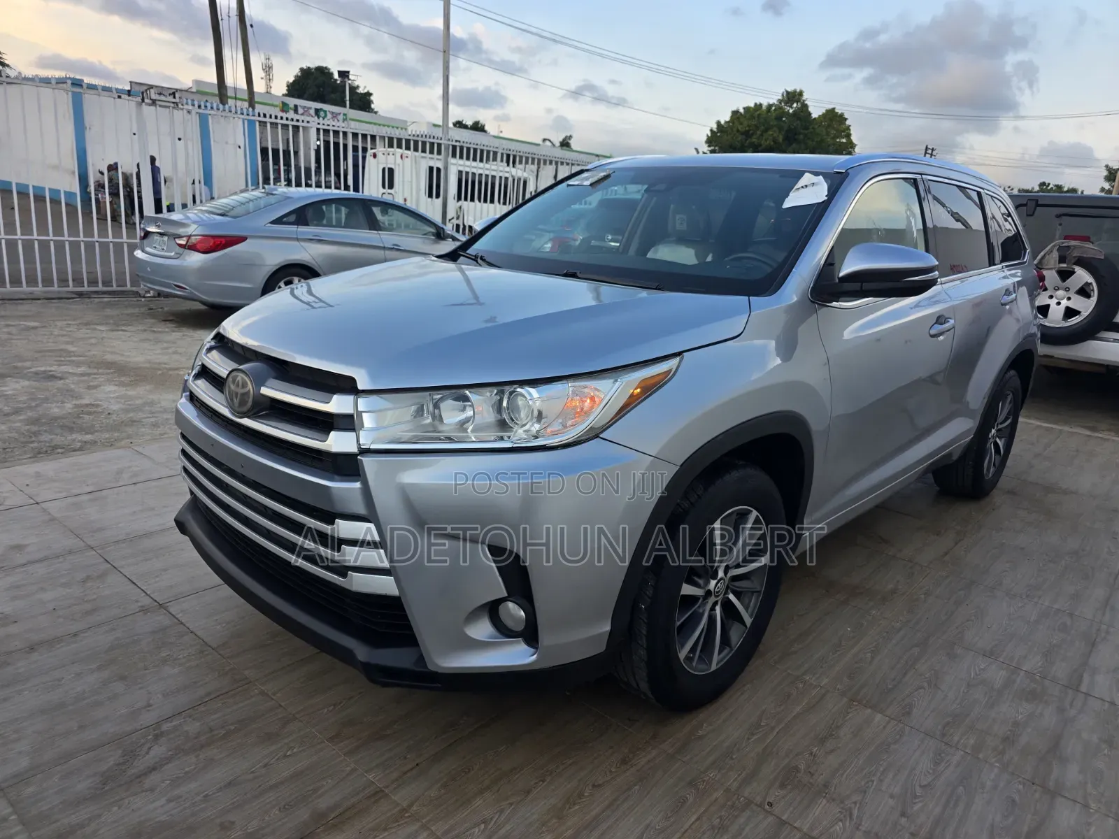 Toyota Highlander 2019 Silver