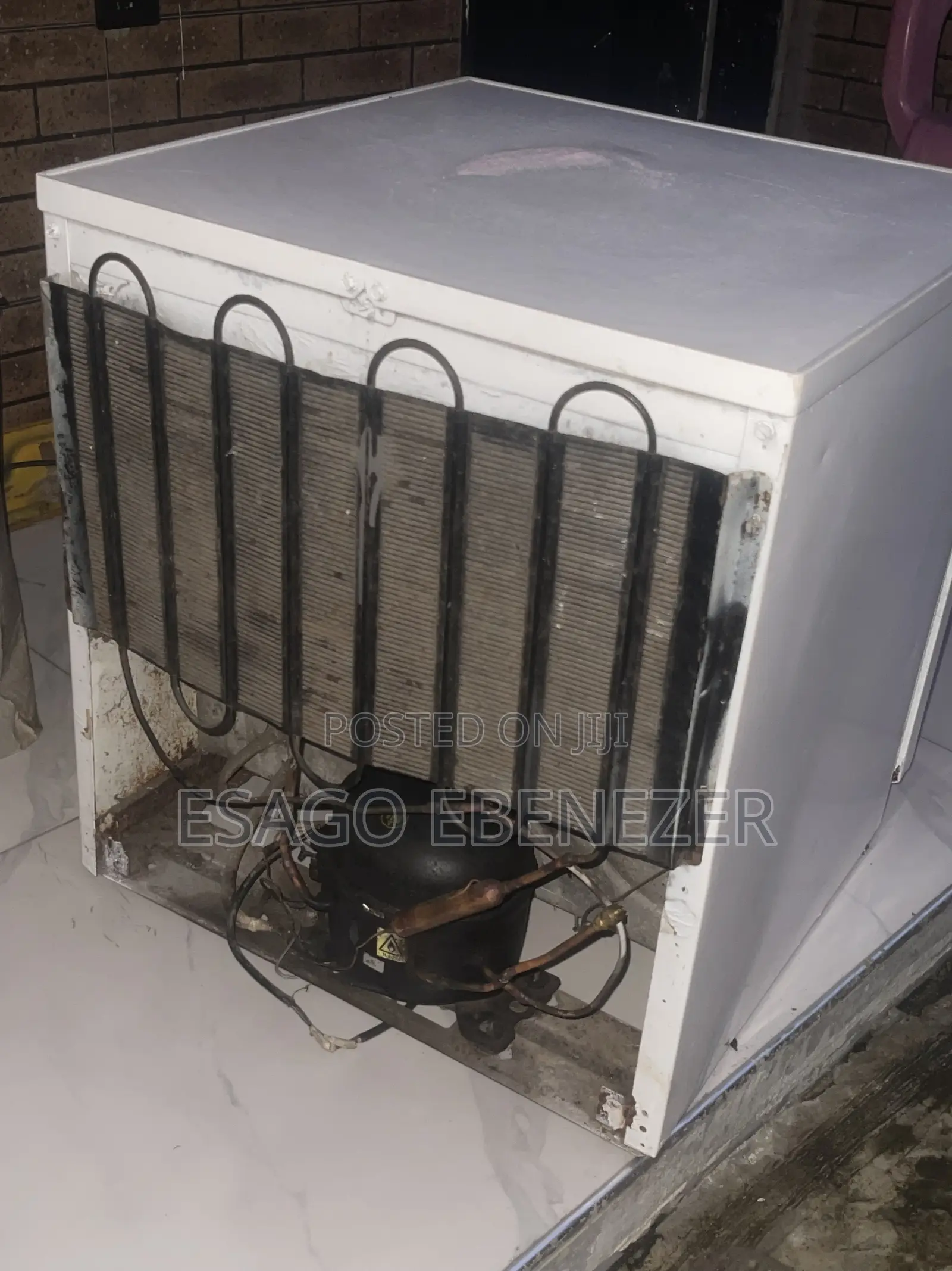 Freezer Freezes Fast