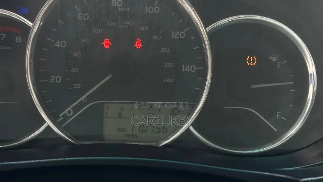 Toyota Corolla 2016 Silver