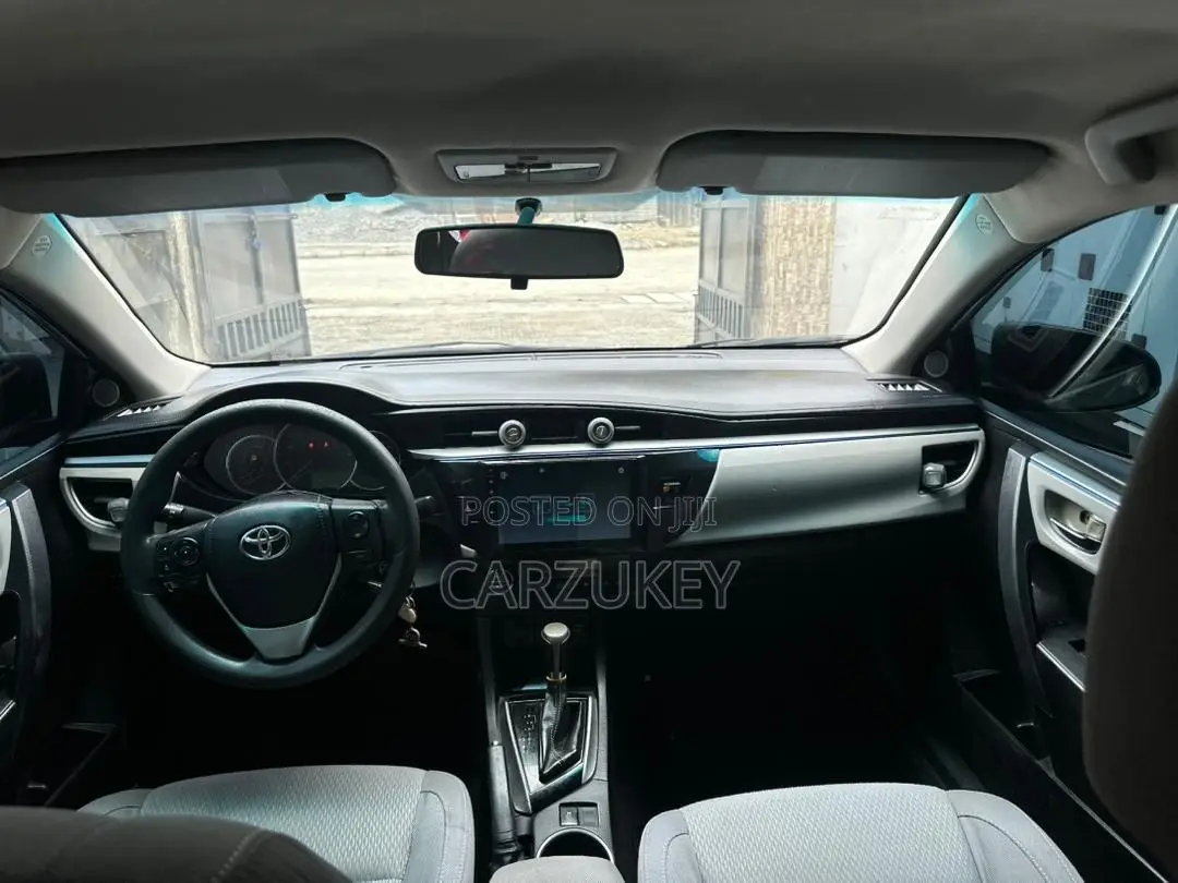 Toyota Corolla 2016 Silver