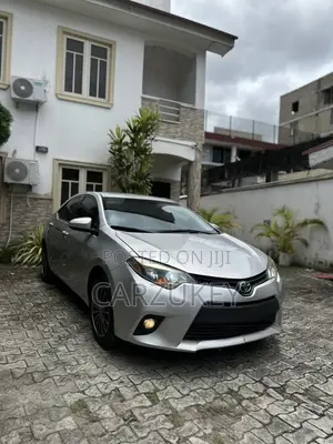 Toyota Corolla 2016 Silver