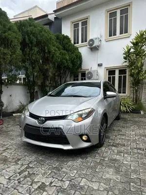 Toyota Corolla 2016 Silver