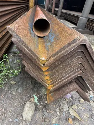 100x100x8mm Angle Iron