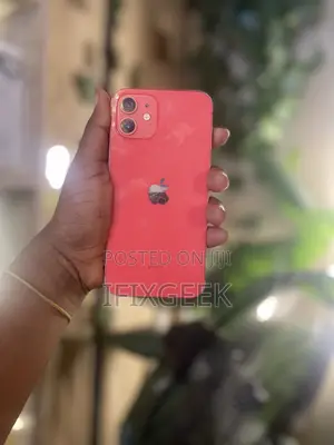 Apple iPhone 12 64 GB Red