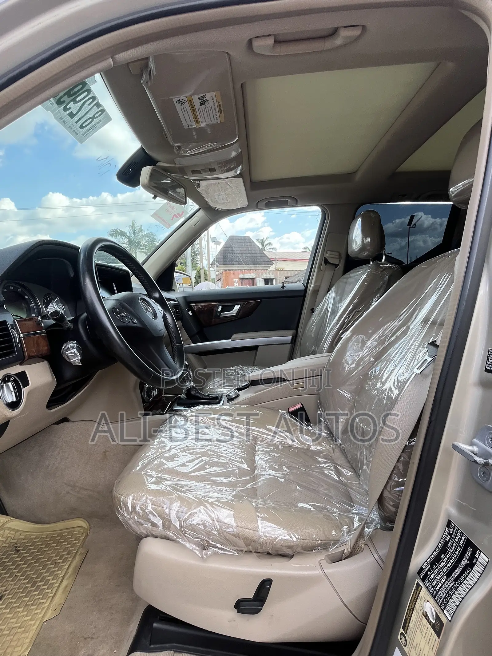 Mercedes-Benz GLK-Class 2012 Gold