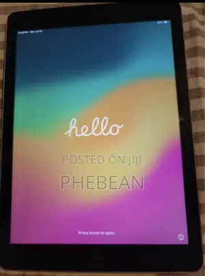 Apple iPad 9.7 32 GB Gray
